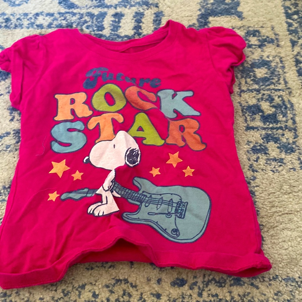 Snoopy t shirt